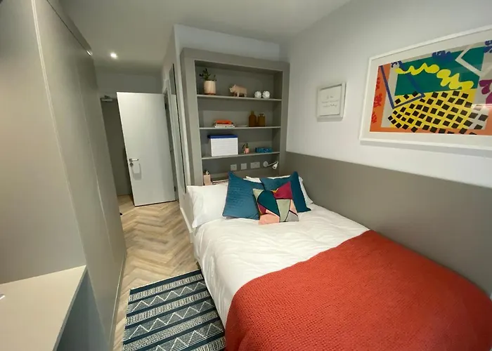 Private Bathroom King Room